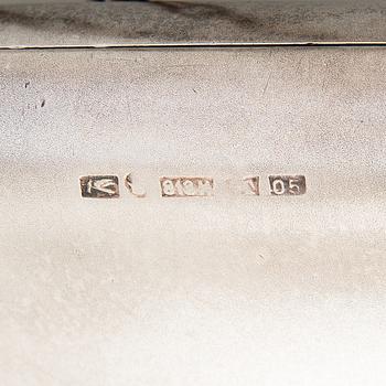 Iltalaukku, hopeaa. Suomen Kultaseppä Oy, Turku 1919.