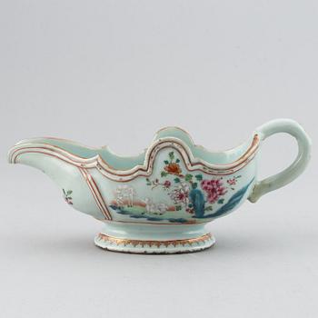 A famille rose sauce boat, Qing dynasty, Qianlong (1736-95).