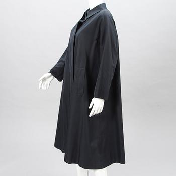 BURBERRY Ladies Silk Coat.