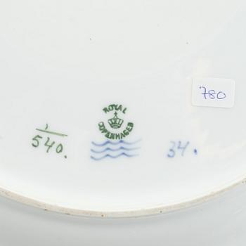 Serveringsfat, porslin, Royal Copenhagen, "Musselmalet halvblond", modell 540, 1898-1923.