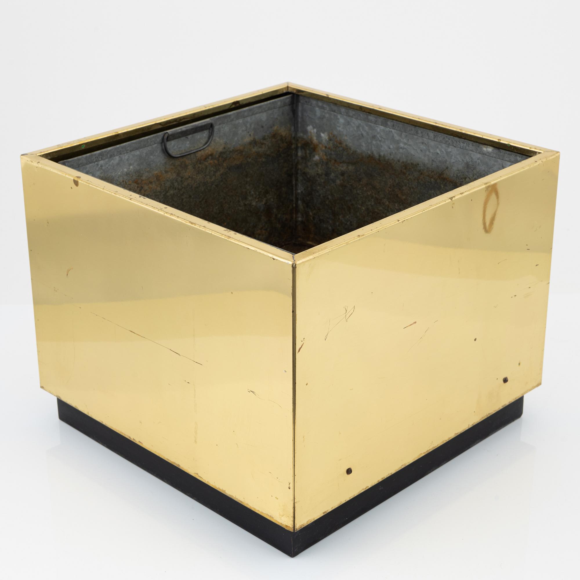 Hans-Agne Jakobsson, blomlåda, Hans-Agne Jakobsson AB, Markaryd, 1900-talets andra hälft.