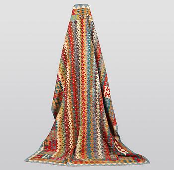 A carpet, kilim, ca 294 x 197 cm.