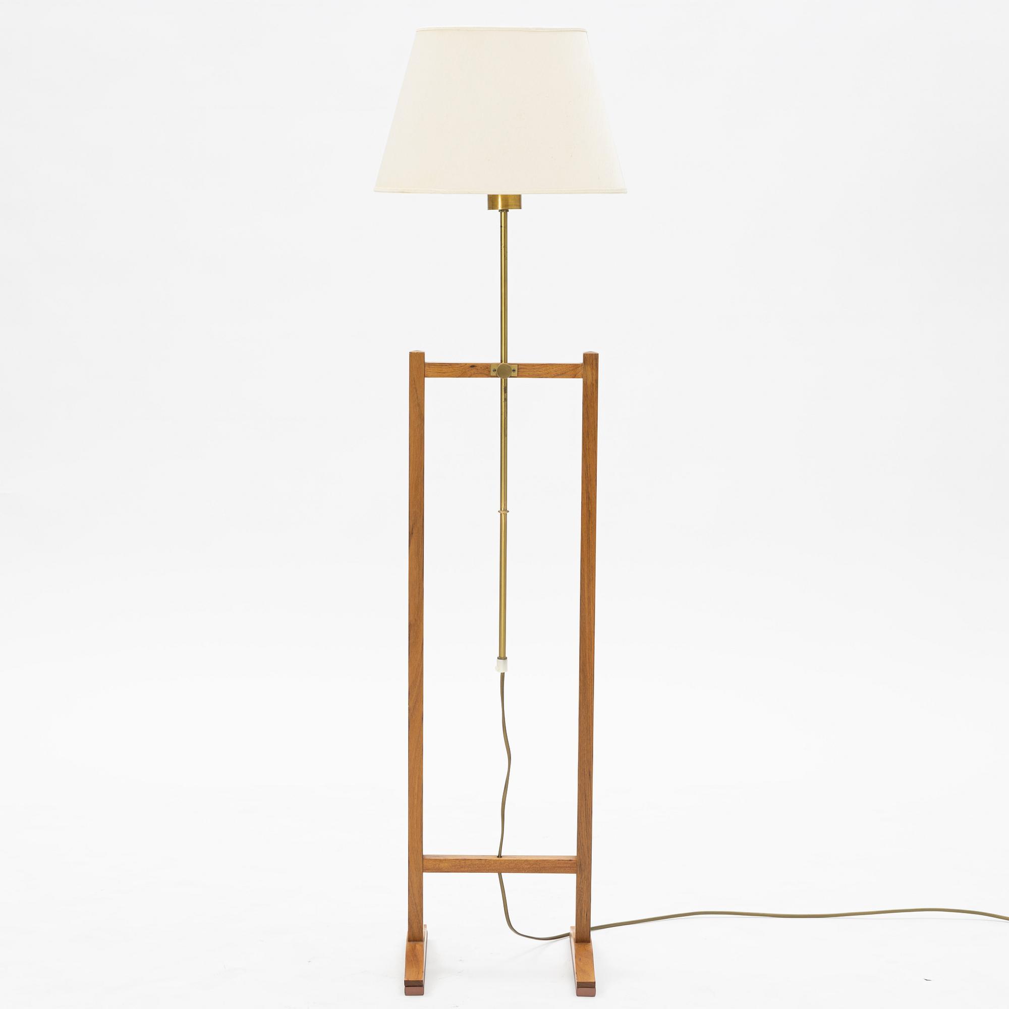 Josef Frank, golvlampa, modell 2458, "Kryckan", Firma Svenskt Tenn.