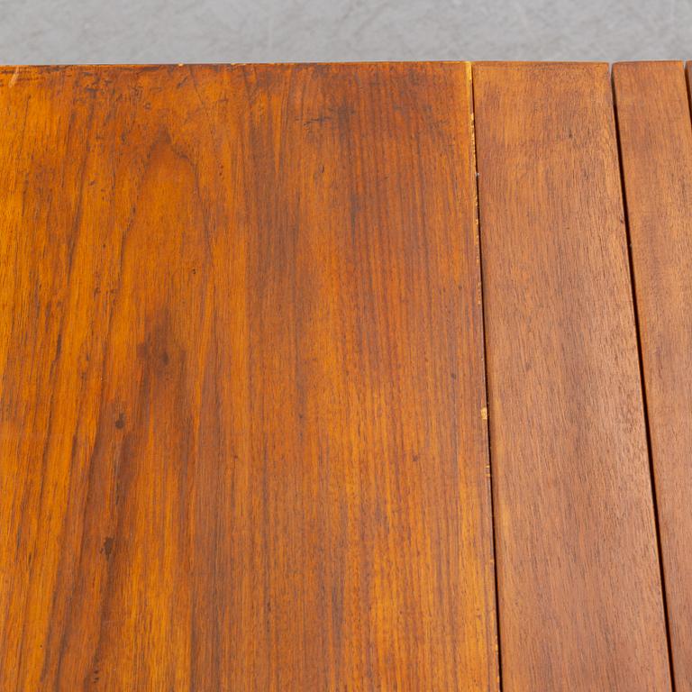 A 'Maria Flap' gateleg table by Bruno Mathsson for Karl Mathsson, dated 1968.