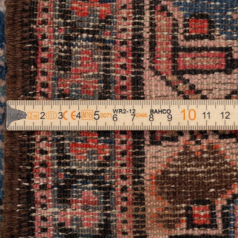Gallery carpet, Caucasian, approx. 392 x 105 cm.