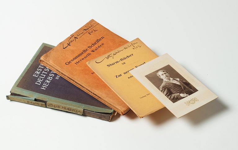 Exhibition catalogue and books (2) from Der Sturm plus a photo depicting Gösta Adrian-Nilsson (GAN).