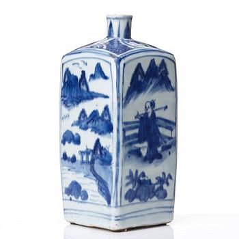 A blue and white bottle, Ming dynasty, 17th Century.