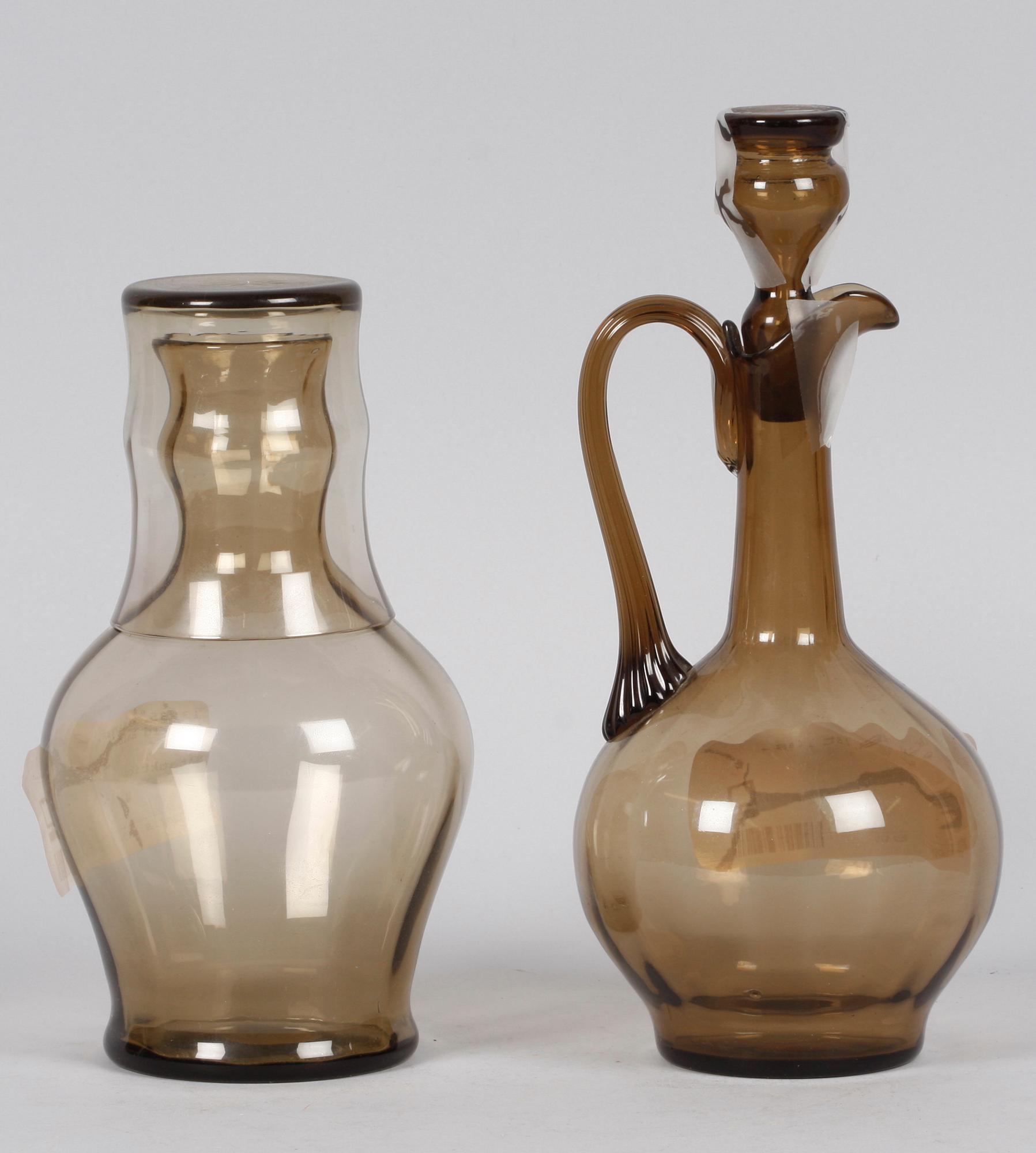 KARAFFER, 2 st. Glas. Edward Hald.