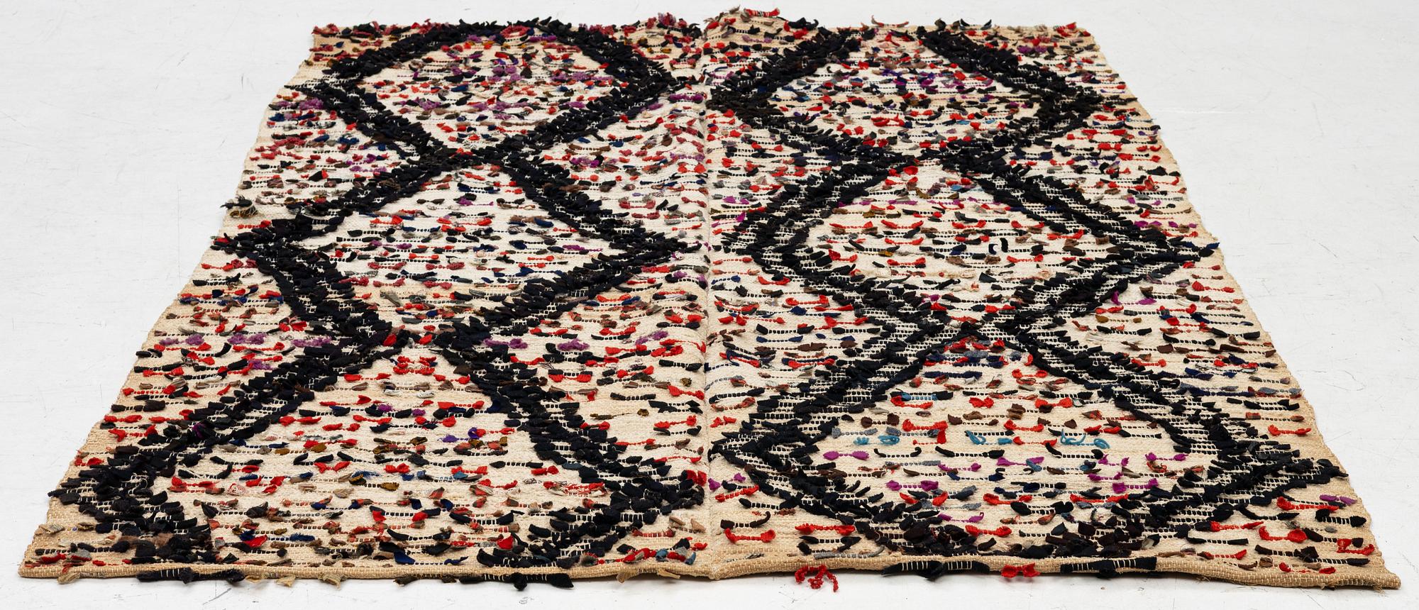 Sängtäcke,  s.k. sluns i trasväv, ca 180 x 127 cm, Hälsingland, 1800-tal.