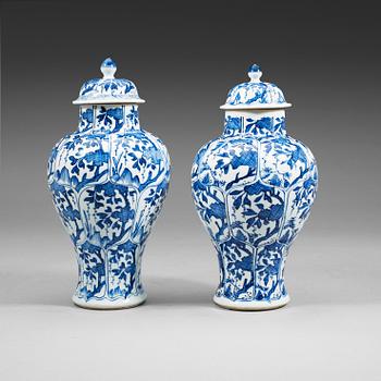 349. Two blue and white vases with covers, Qing dynasty, 18th Century.