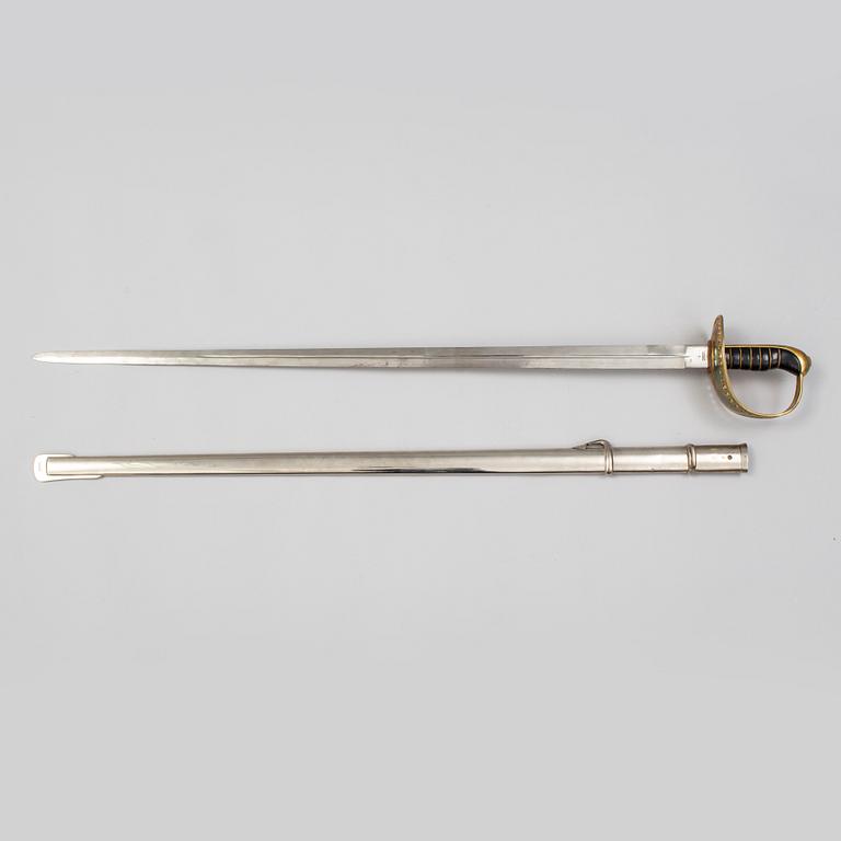 A Swedish cavalry sabre 1893 pattern.