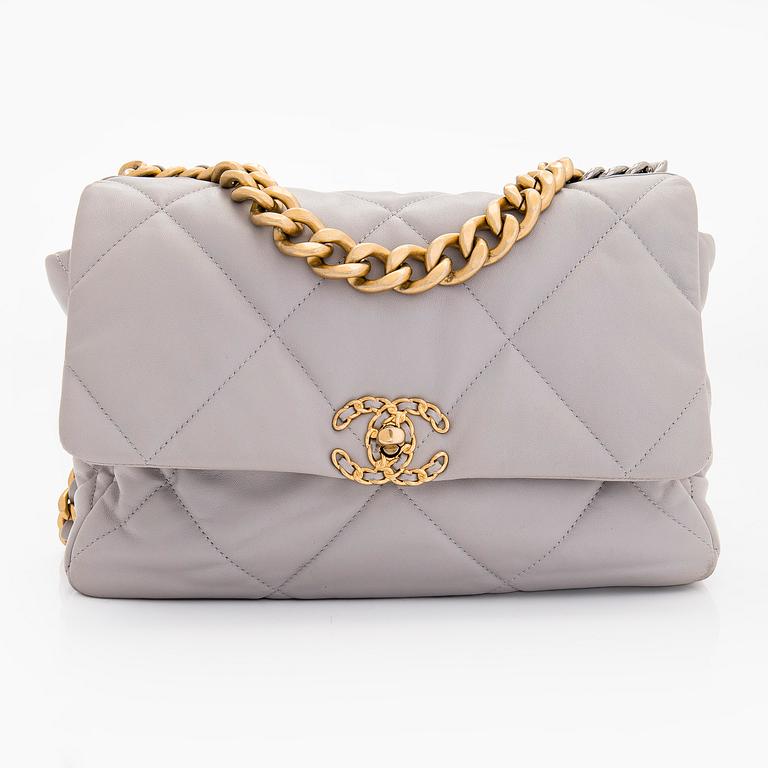 Chanel, bag, '19 Large Flap Bag'.