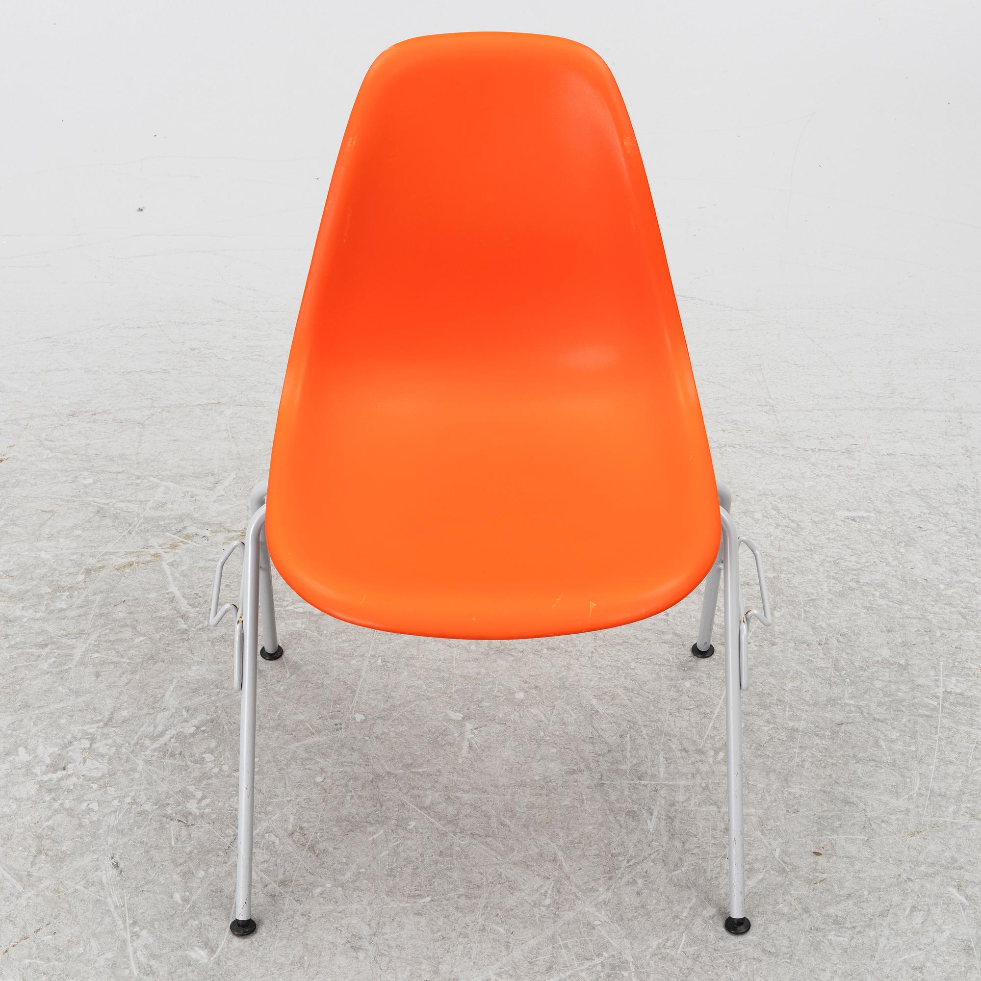Charles & Ray Eames, five 'DSS' chairs, Vitra.