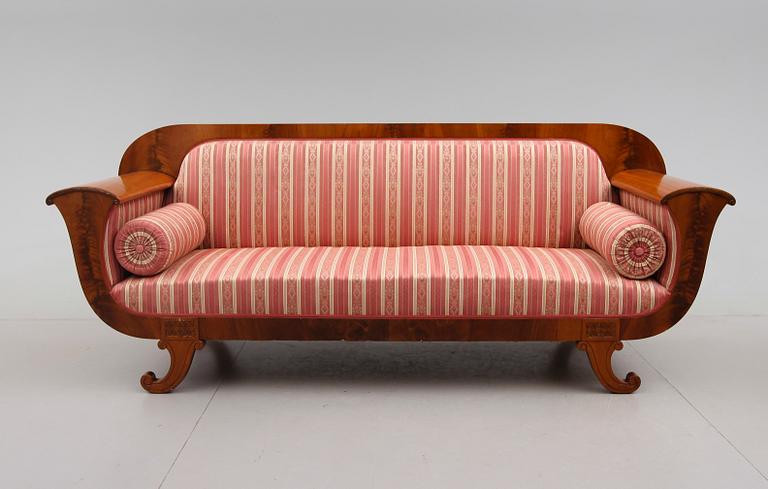 SOFFA, Karl Johanstil, 1900-talets mitt.
