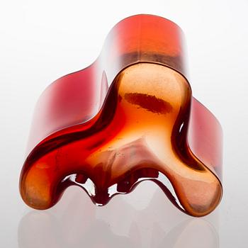 ALVAR AALTO, A glass 'Savoy' vase, Iittala late 20th century.