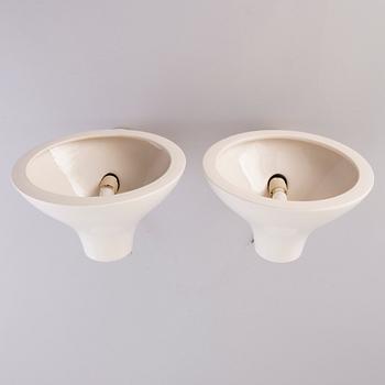 JUKKA KORPIHETE, vägglampor, ett par, tillverkare Byrolights, 2006.