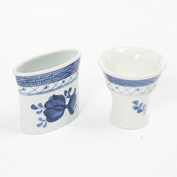 Royal Copenhagen, Dinner service, 94 pieces, earthenware, “Tranquebar”, Aluminia, Denmark.
