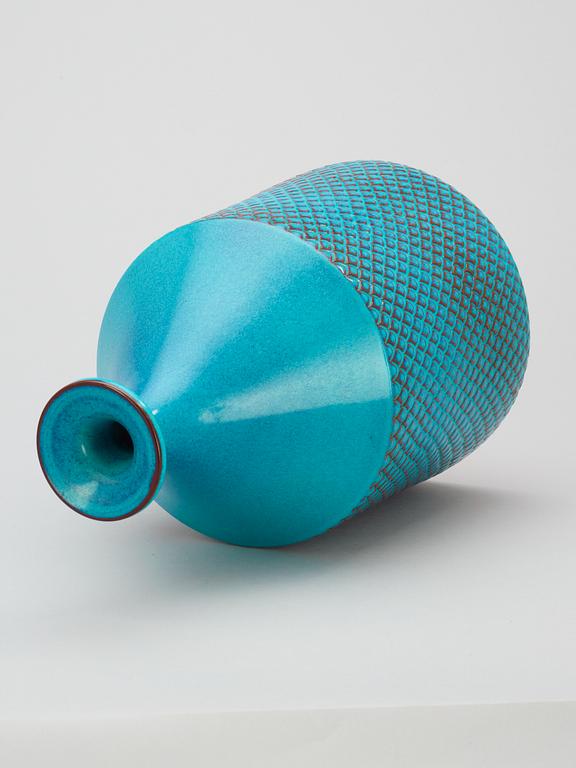 A Stig Lindberg stoneware vase, Gustavsberg Studio 1967.