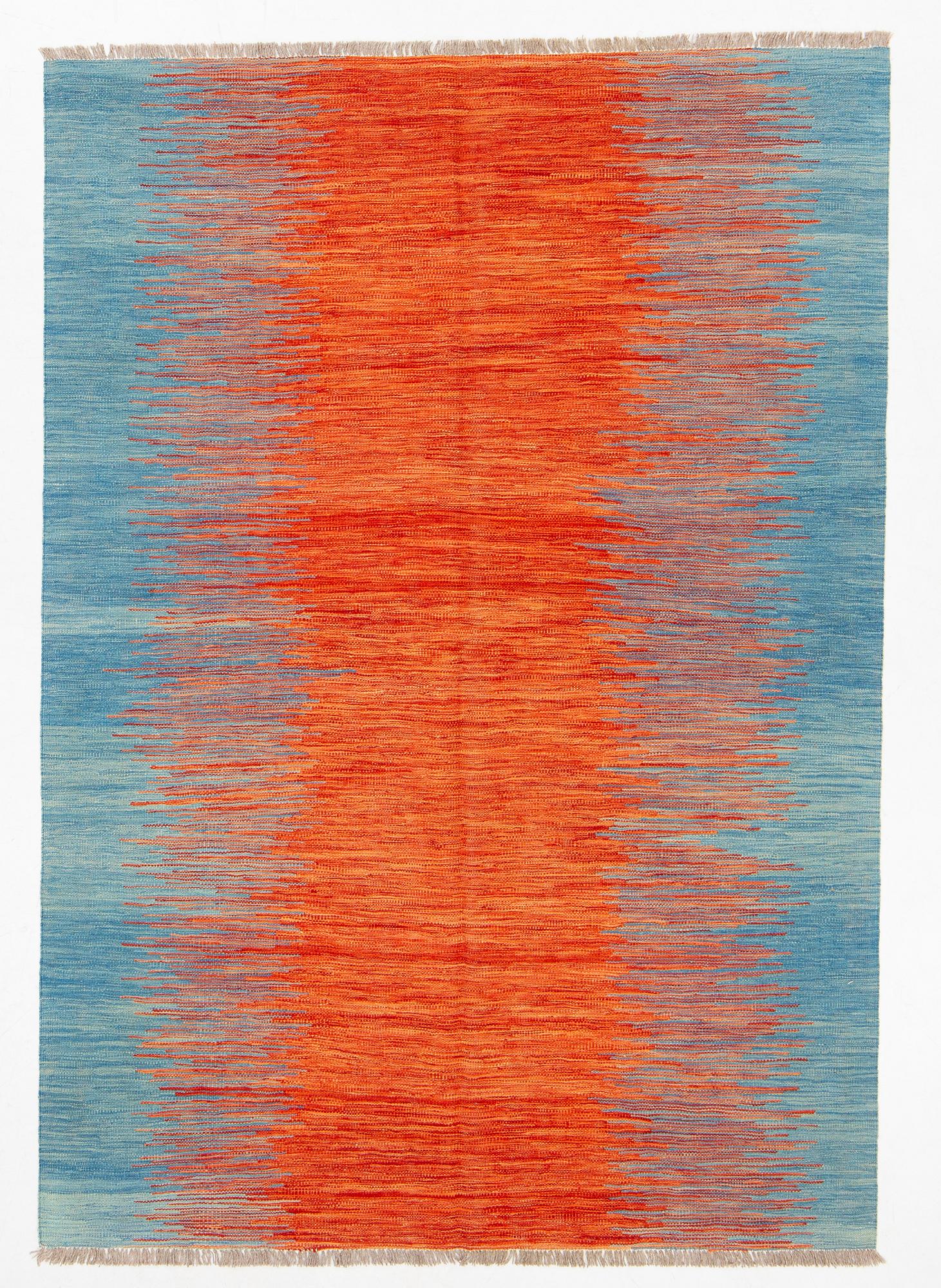 A kilim carpet 244 x 171 cm.