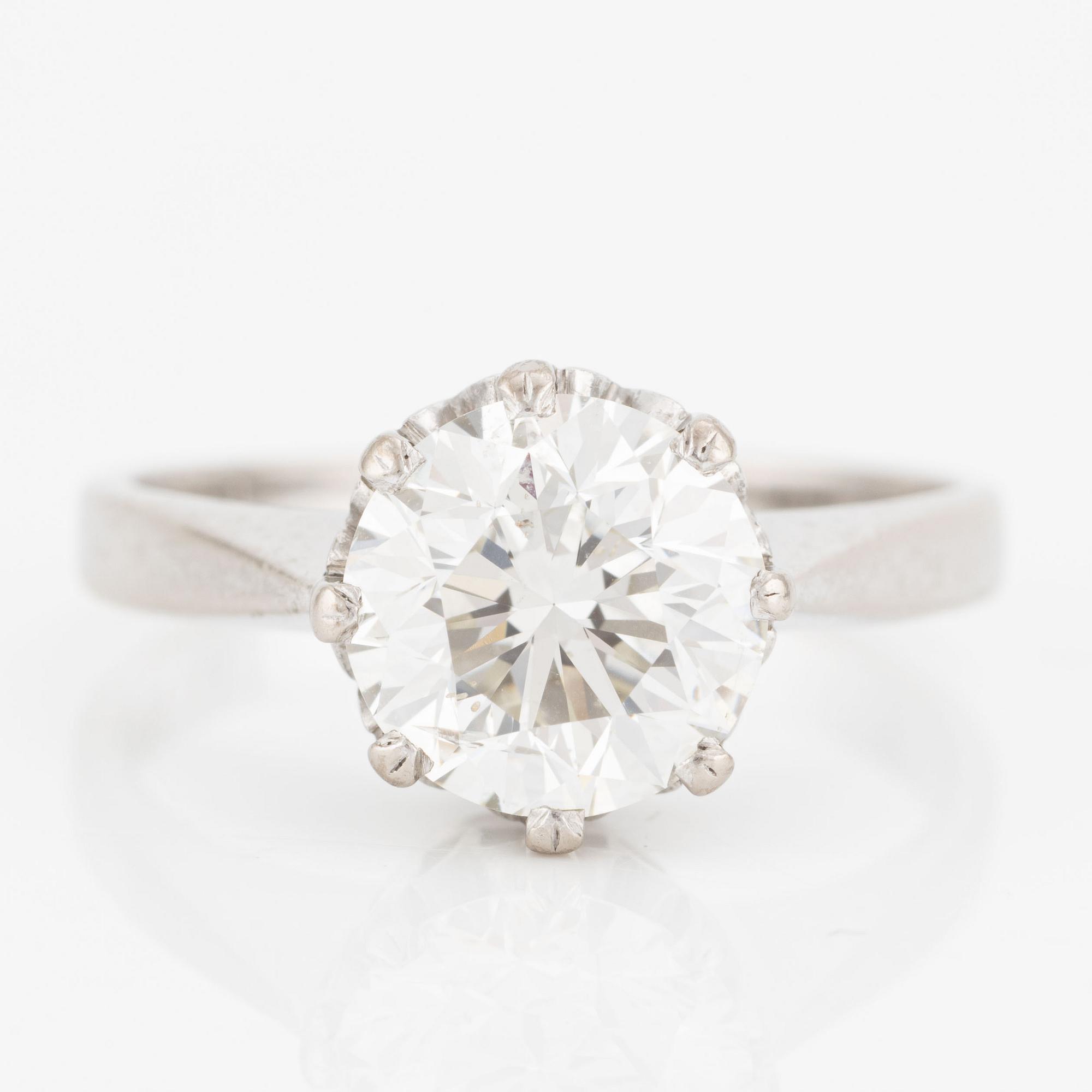 Ring, 18K vitguld med briljantslipad diamant 2.62 ct enligt gravyr.