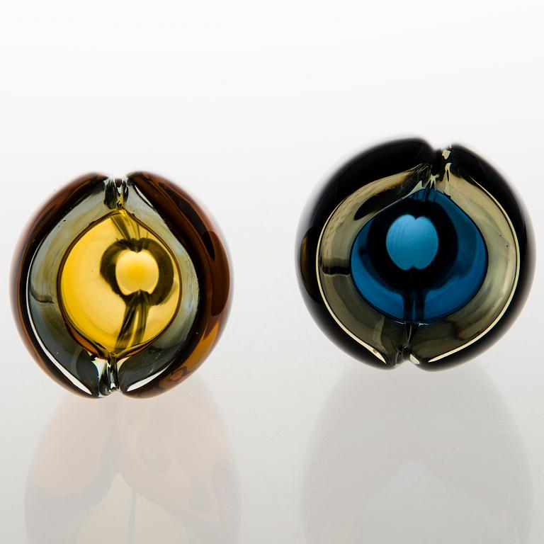 KAJ FRANCK, five 'Usva' glass vases, signed K. Franck, Nuutajärvi Notsjö 1950-60:s.