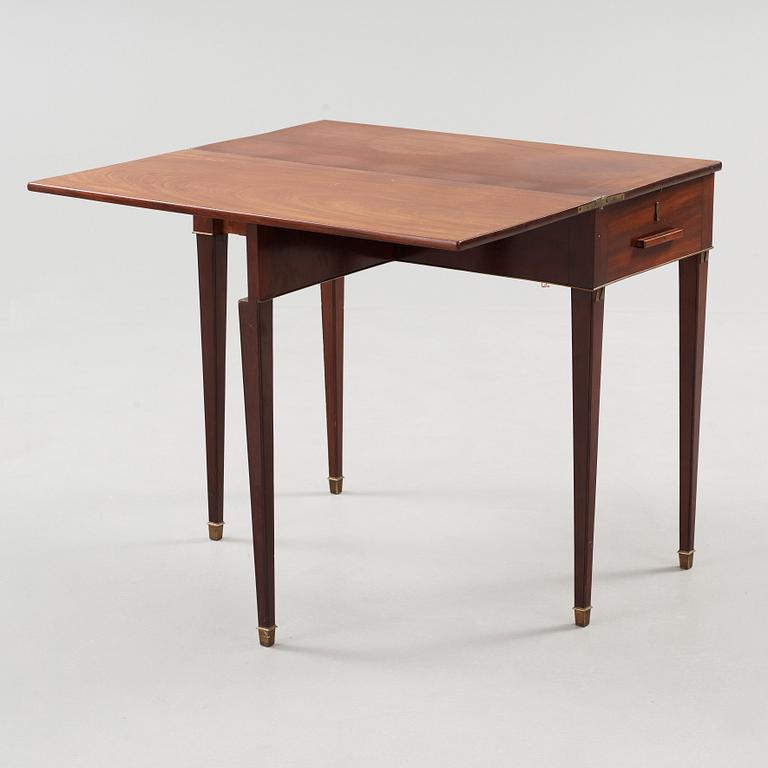 SPELBORD, av Carl Gustaf Foltiern (mästare i Stockholm 1804-1829). Sengustavianskt.