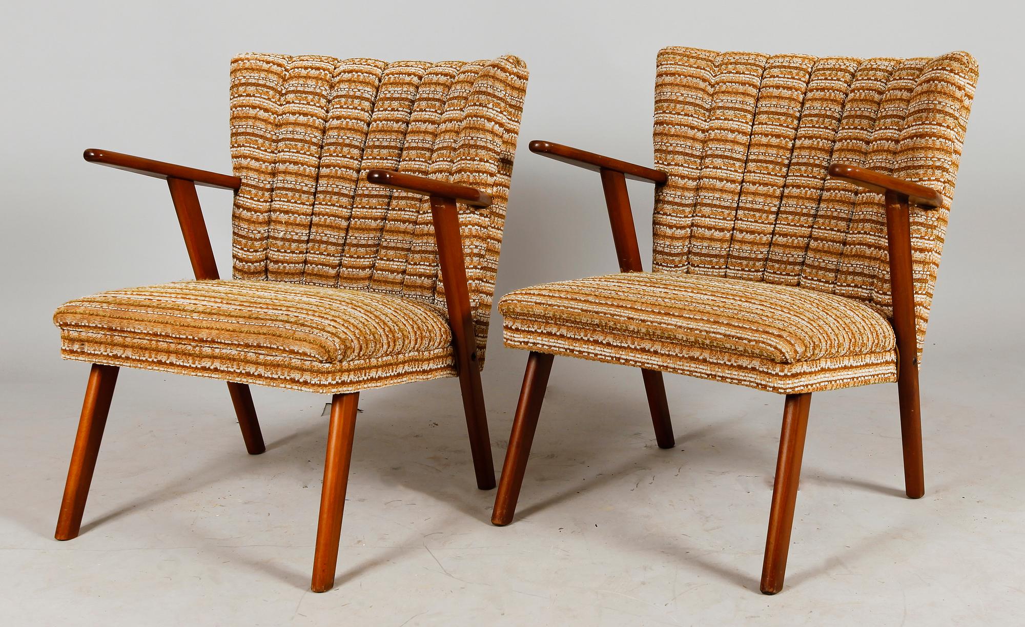 FÅTÖLJER, 1 par, 1950-tal.