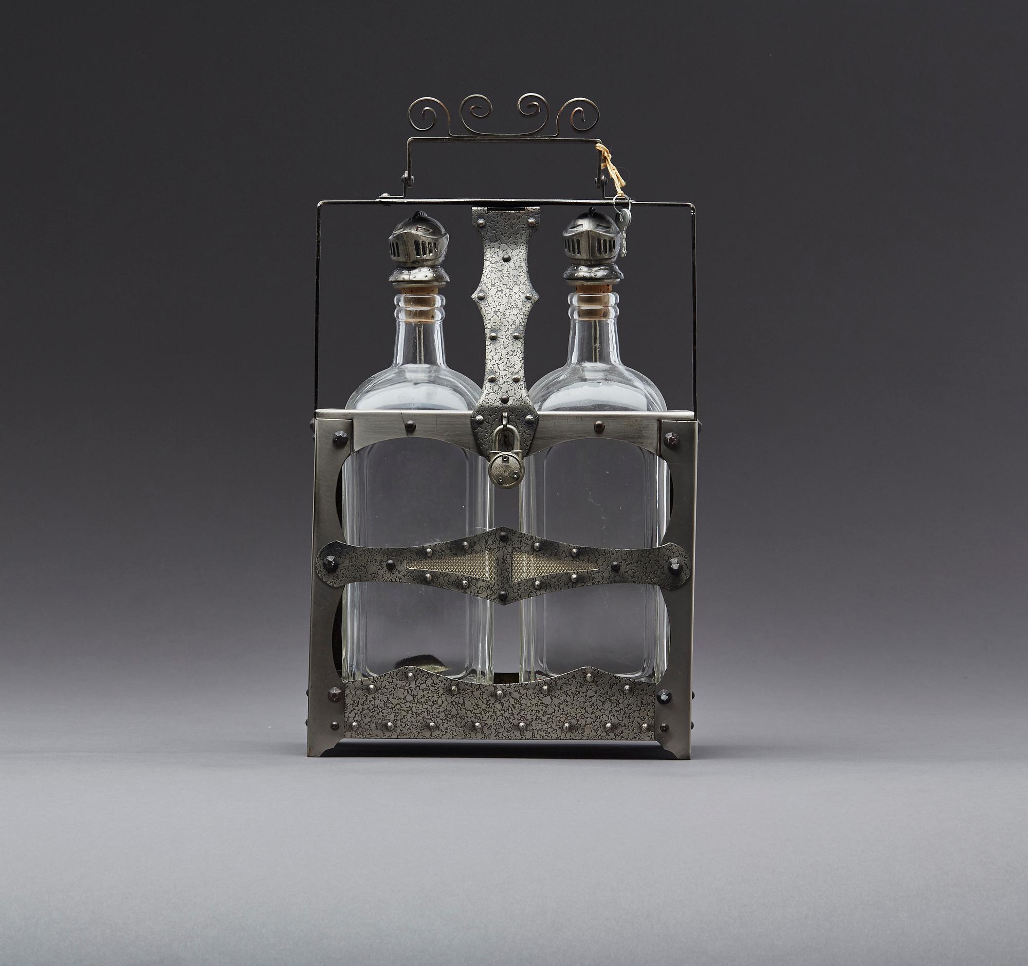 TANTALUS, 1900-talets första hälft.