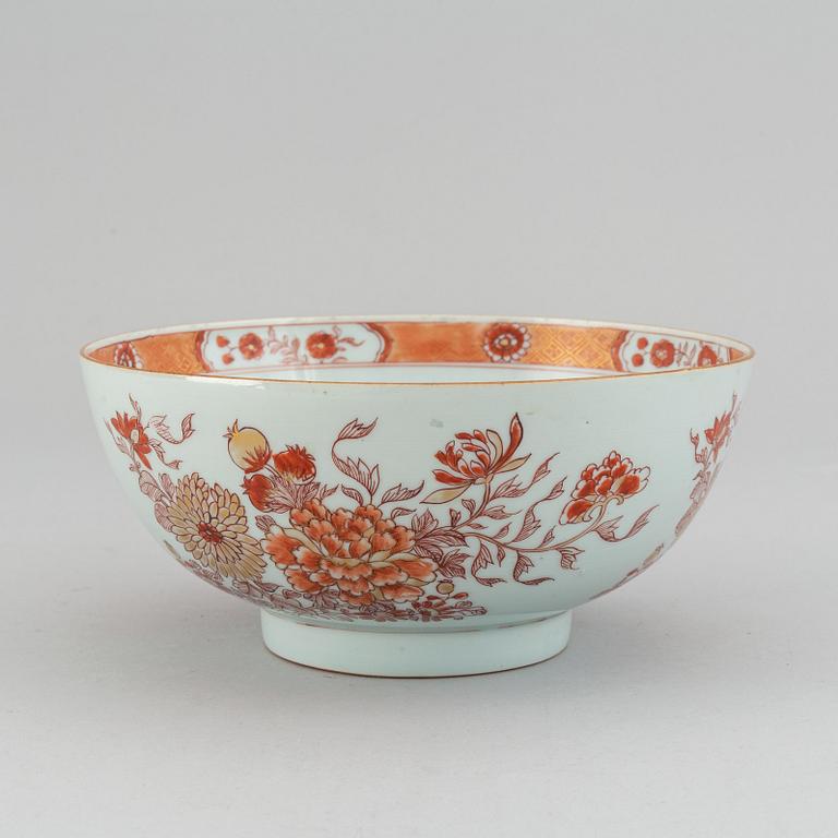 A rouge de fer bowl and three dishes, Qing dynasty, Qianlong (1736-95).