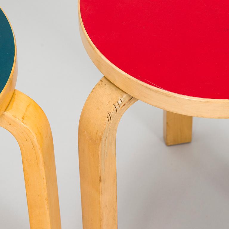 Alvar Aalto, pallar, 2 st, modell 60, Artek, 1960-tal.