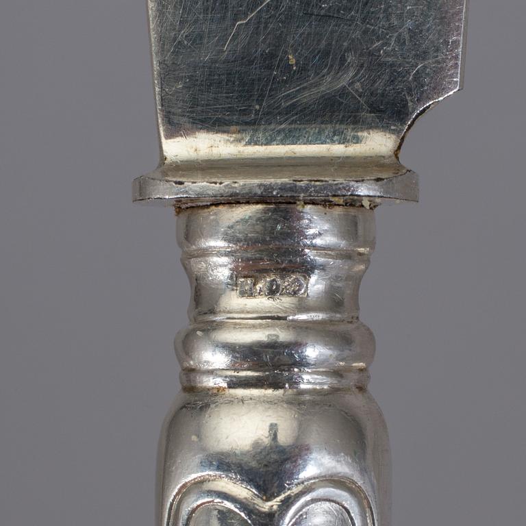 KNIVAR, 12 st, silver, "Gammal fransk", C G Hallberg, 1920-tal. Total vikt 453 g.