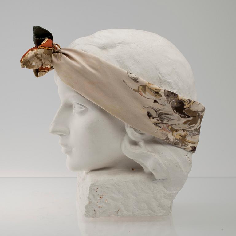 SCARF, "Le Débuché", Hermès.