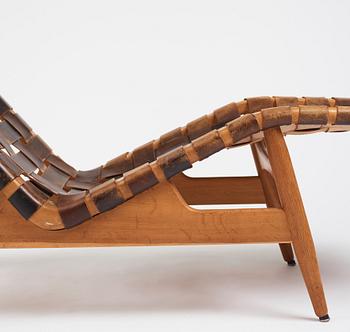 Arne Vodder, a teak chaise longue with black leather straps, Bovirke Denmark 1950's.
