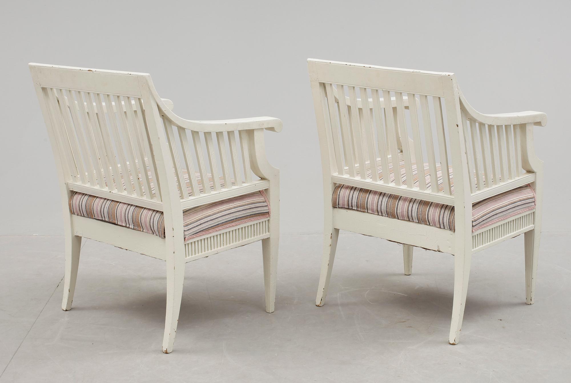 KARMSTOLAR, ett par. Omkring år 1900.