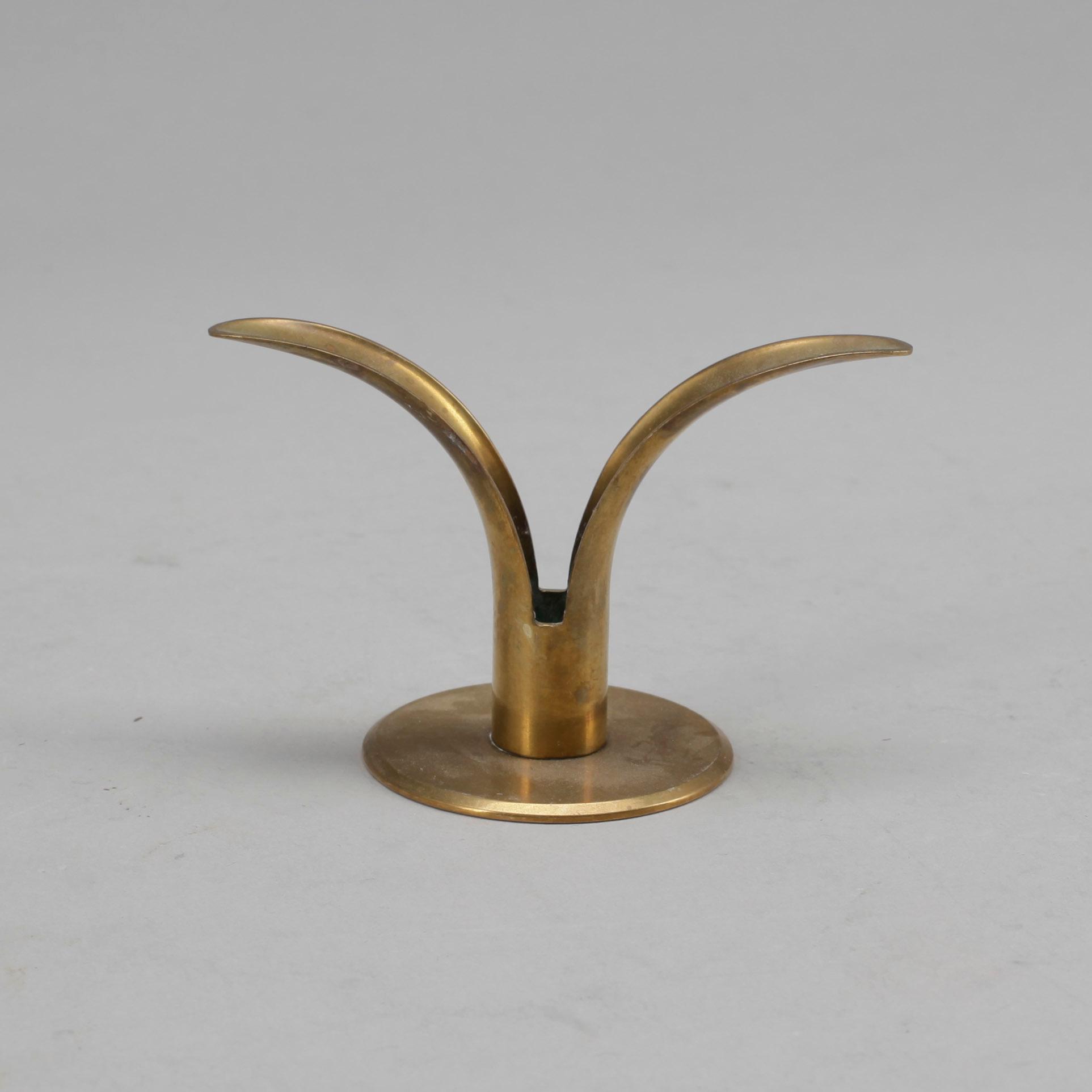 LJUSSTAKAR, 6 st, mässing, 1900-tal.