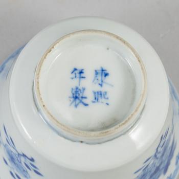 A group of ten porcelain objects, Qing dynasty, Qianlong, also 19th century.