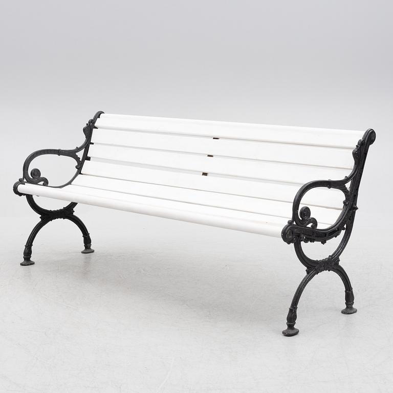 A garden sofa from Husqvarna, first part of the 20th century.