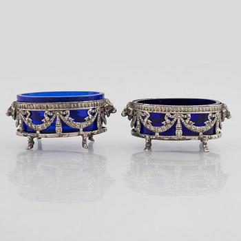 A pair of silver salt cellars, circa 1800, Swedish control mark, unidentified master IIW.