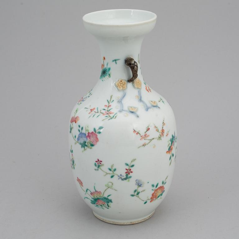 A famille rose vase, Qing dynasty, late 19th century, with a Daoguang mark.