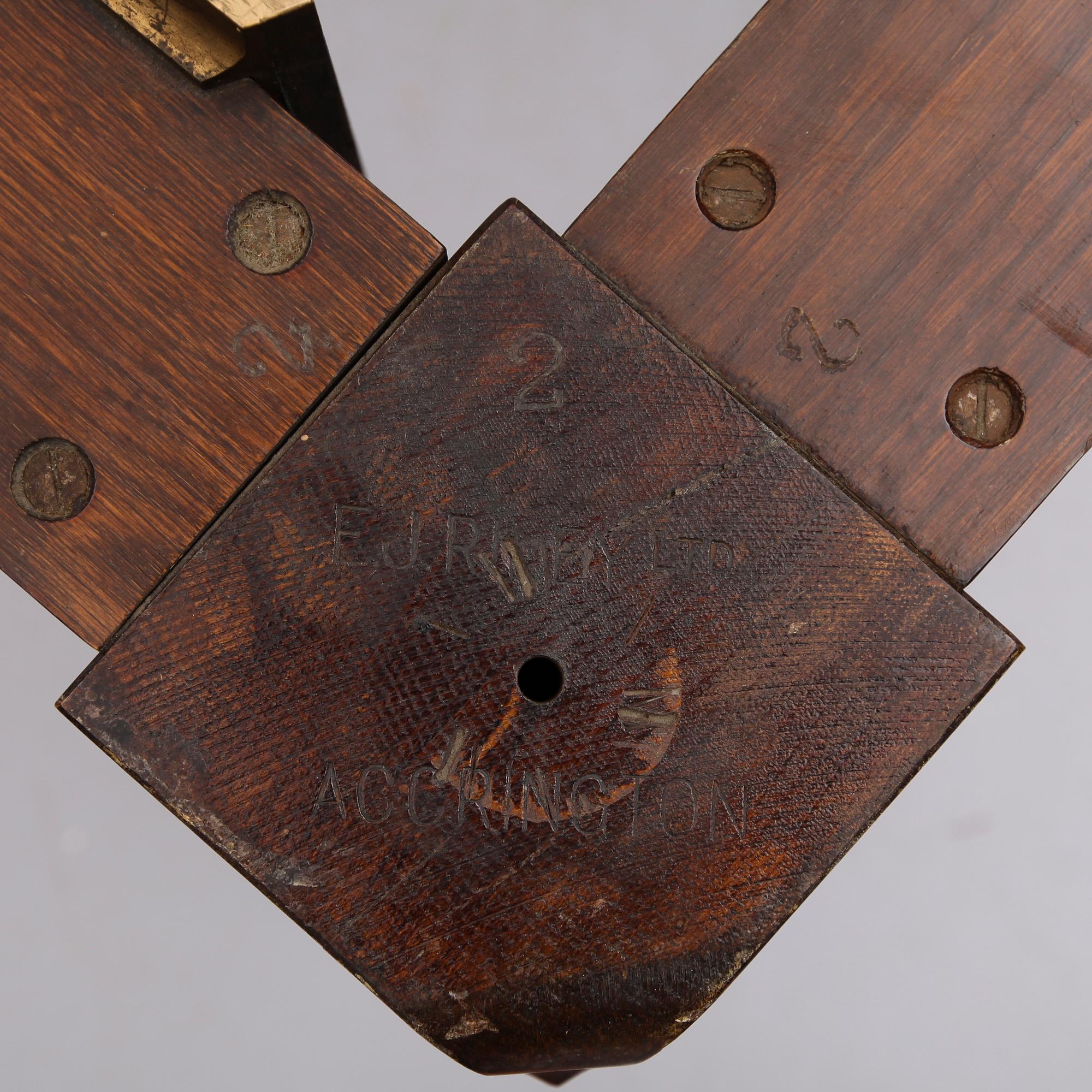 CARAMBOLEBORD / MATBORD, England, 1900-talets första hälft.