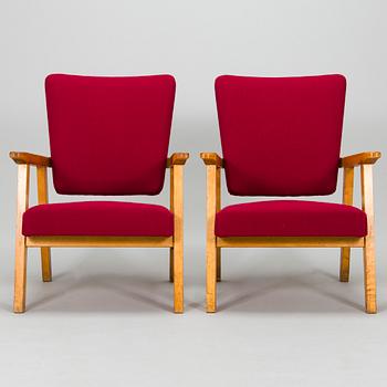 Paul Bernoulli, a pair of 1940's armchairs '1171' for O.Y. Huonekalu- ja Rakennustyötehdas A.B.