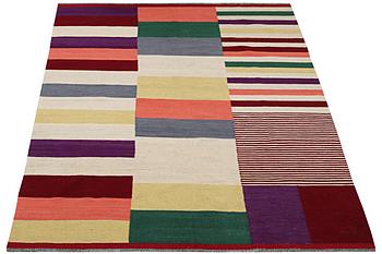 A rug, Kilim, Modern Design, ca 240 x 172 cm.