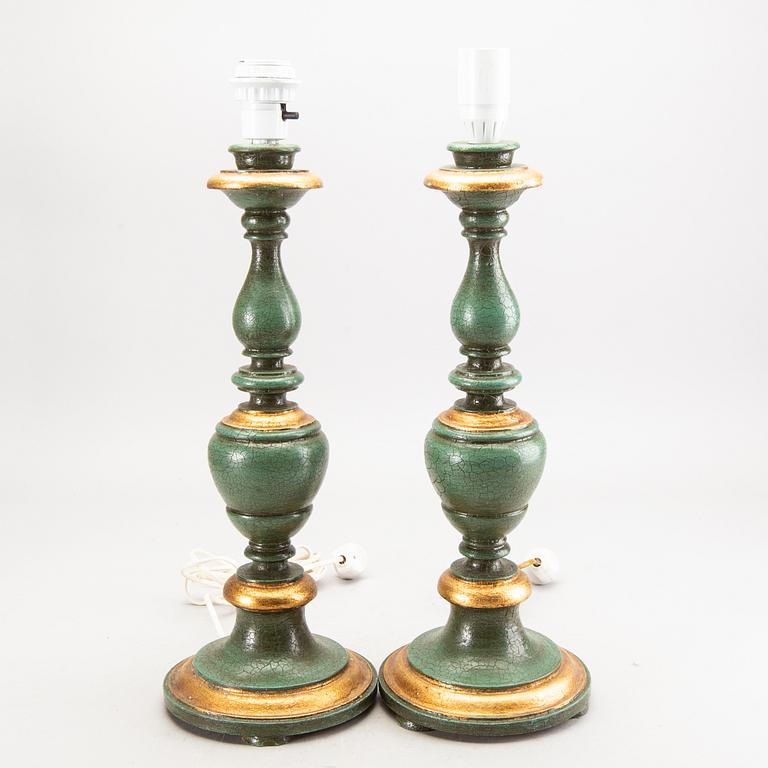 A pair of wood table lamps from Paoletti, Firenze Iataly, second half of 20th century.