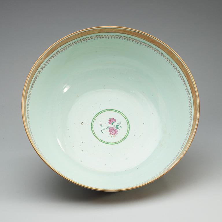 BÅLSKÅL, kompaniporslin. Qing dynastin, Qianlong (1736-95).
