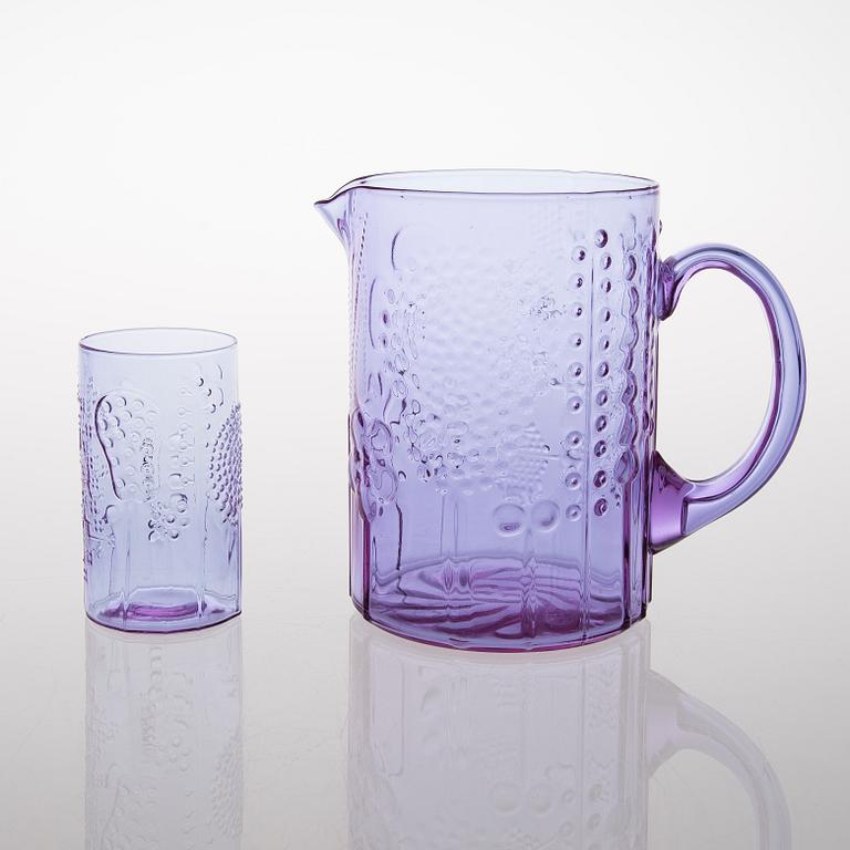 A set of six Flora Glasses with a Jug by Nuutajärvi Notsjö.