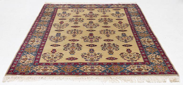 A 'Karistan' carpet, Romania, 275 x 182 cm.