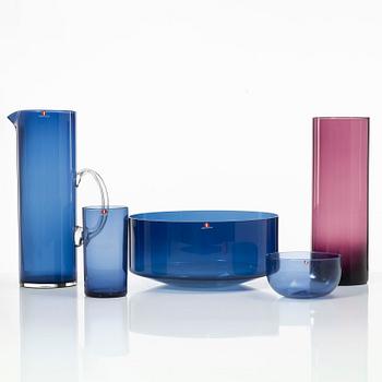 Timo Sarpaneva, a 15-piece service, 'i-series', Iittala, Finland.