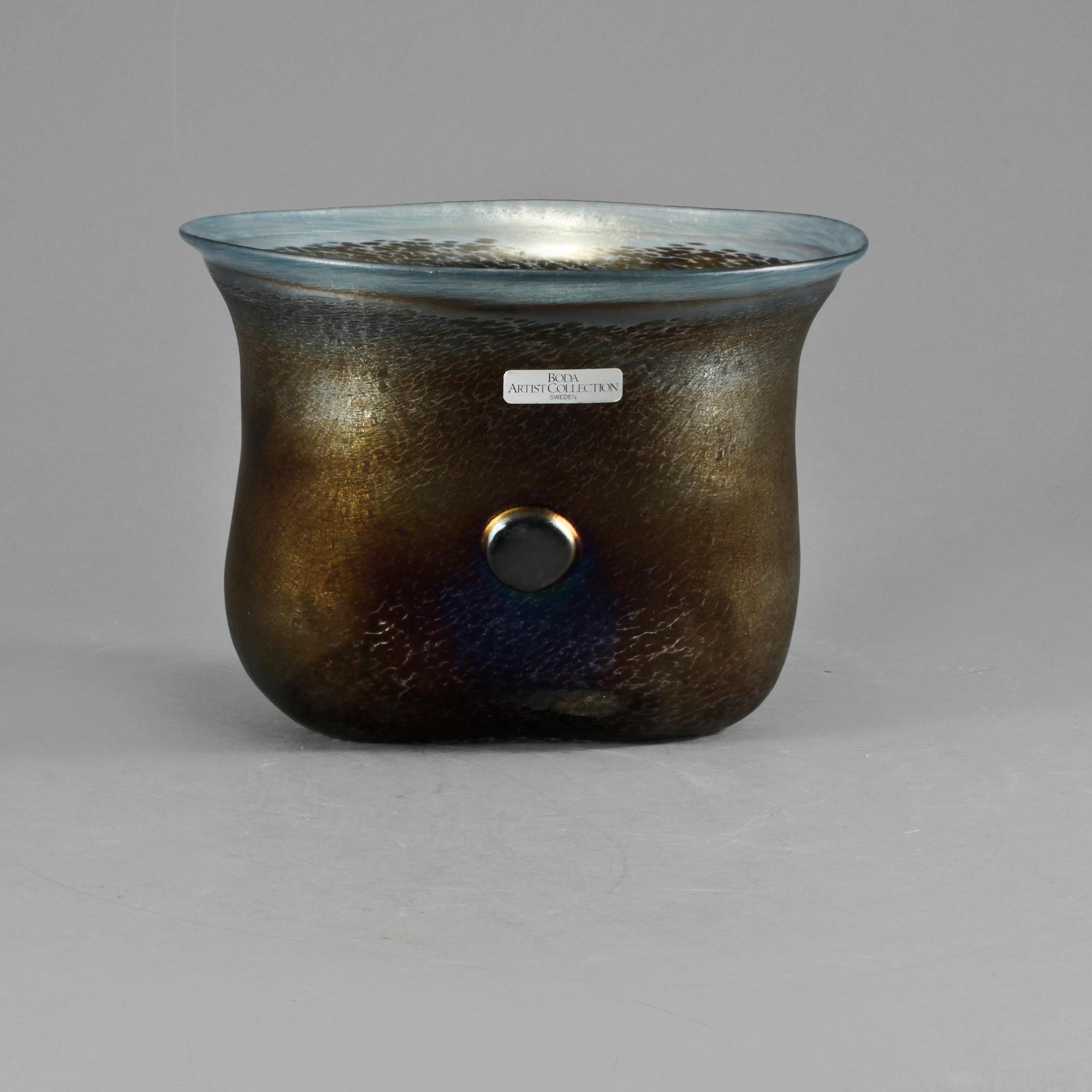 VAS, glas, Bertil Vallien, Artist Collection, Boda, signerad och numrerad 58137.