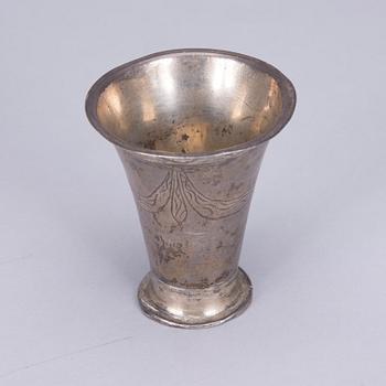 BÄGARE, silver, Pehr Blommert, Gävle 1816. Vikt 39,8 g.