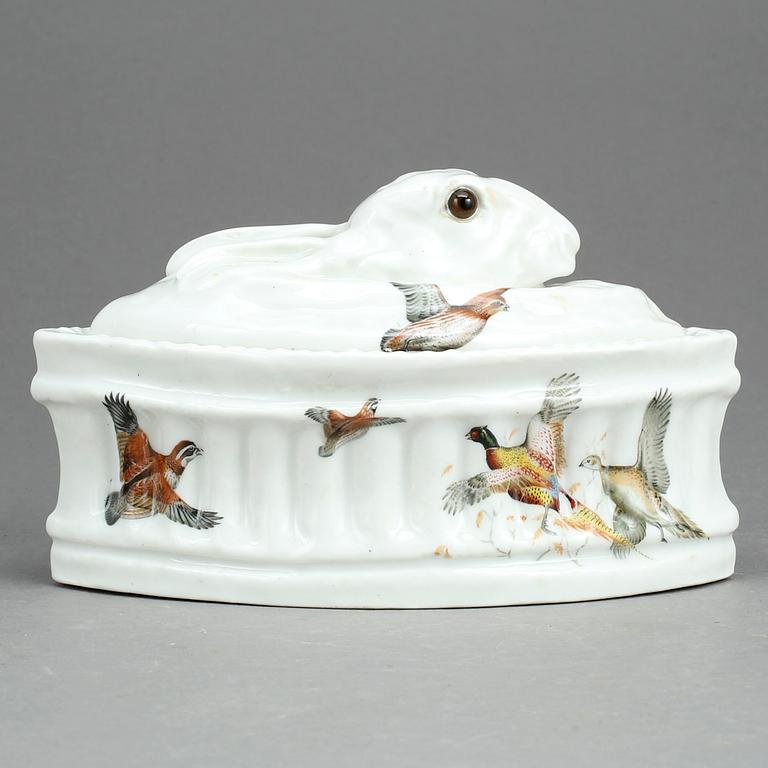 TERRIN, porslin, sannolikt Frankrike, 1800-tal.